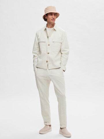 SELECTED HOMME Prehodna jakna 'Martin' | bela barva