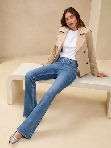 Flared Jeans di Lipsy in blu