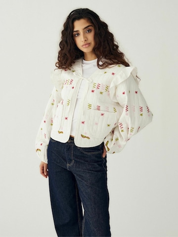 Noella Välikausitakki ' Skye ' värissä beige