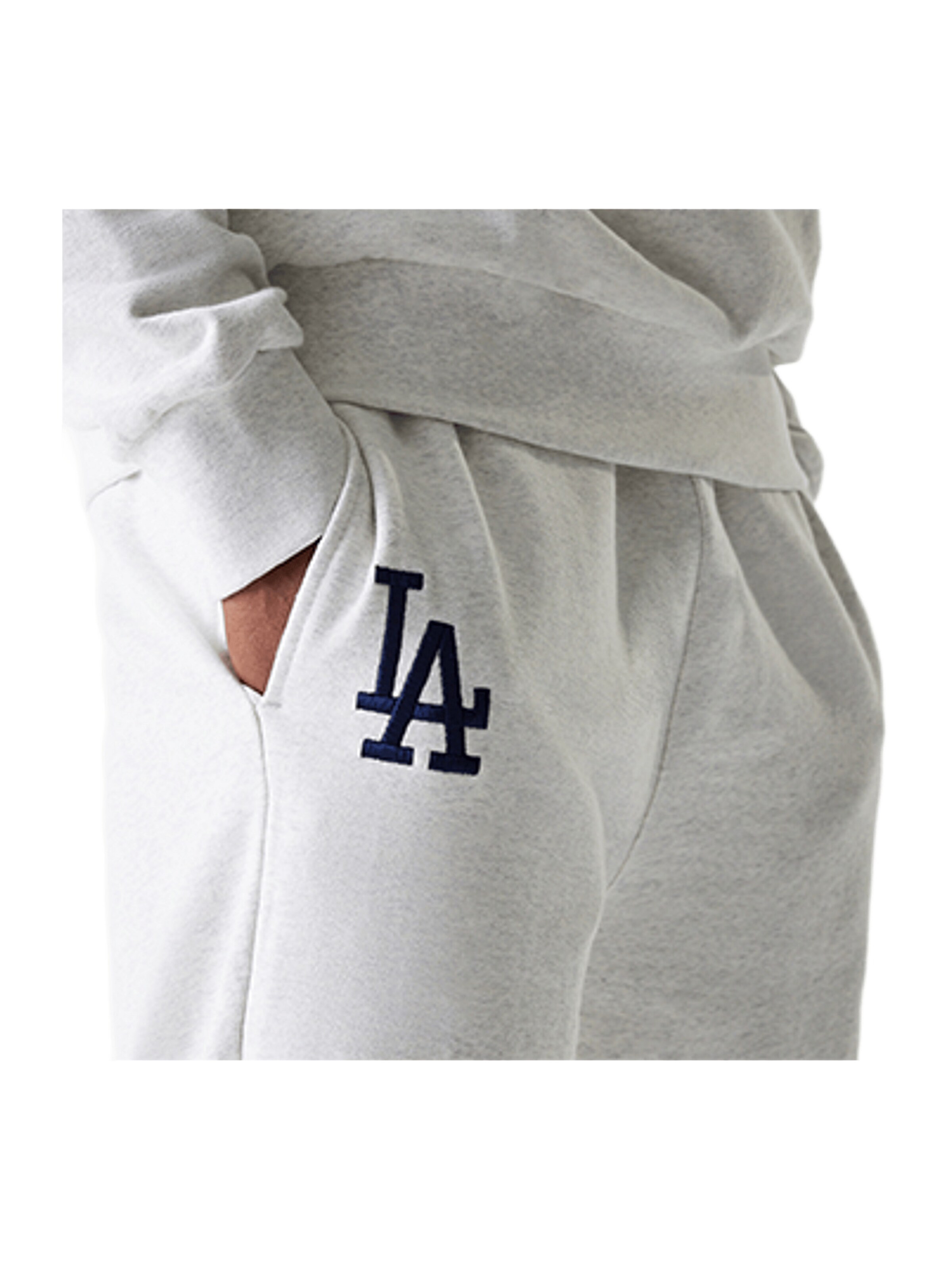 NEW ERA Regular Hose in Grau