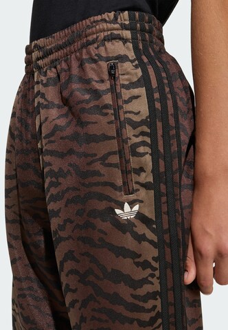 ADIDAS ORIGINALS Regular Broek 'Firebird' in Bruin