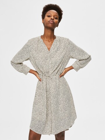 SELECTED FEMME Shirt dress 'Damina' in Beige: front