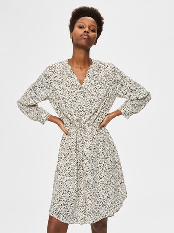 SELECTED FEMME Shirt Dress 'Damina' in Beige: front