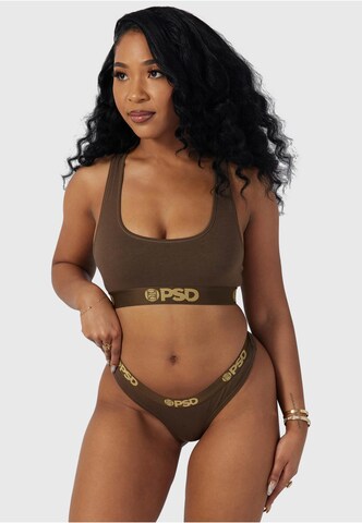 String PSD en marron : devant