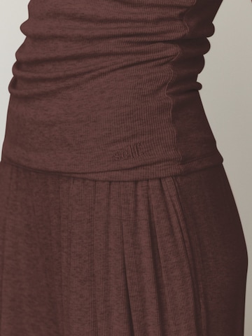 self. Pajama in Brown