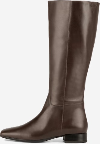 VAGABOND SHOEMAKERS - Botas 'MONA' en marrón: frente