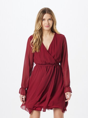 Trendyol - Vestido de cocktail em vermelho: frente