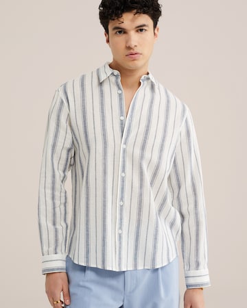 WE Fashion Tavaline suurus Triiksärk, värv sinine: eest vaates