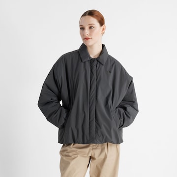 new balance Between-season jacket in Grey: front
