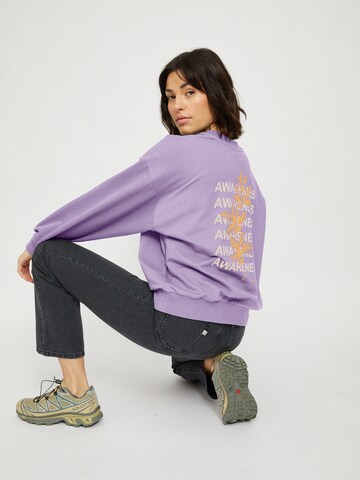 mazine Sweatshirt 'Kuna' in Lila