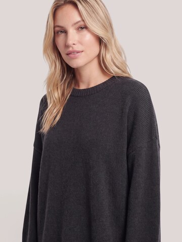 Tatiana Zidekova Sweater in Black
