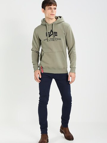 ALPHA INDUSTRIES Sweatshirt 'Basic' in Grün