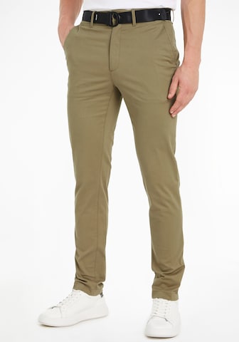 Calvin Klein Slim fit Chino Pants in Green: front