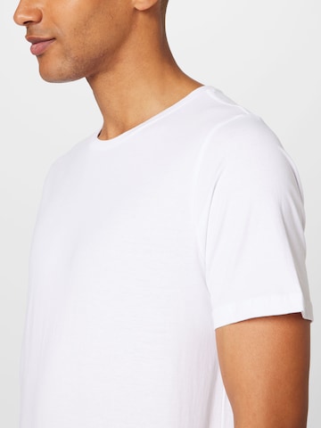 T-Shirt 'Jermane' Matinique en blanc