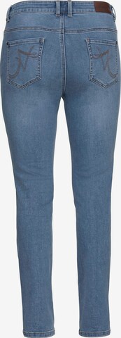 SHEEGO Slimfit Jeans in Blau