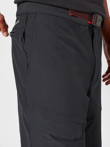 COLUMBIA Regular Shorts 'Maxtrail' in Schwarz