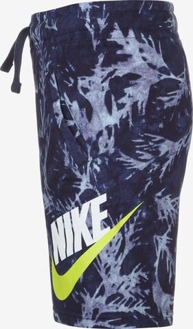 Nike Sportswear Loosefit Hose 'AOP' in Blau