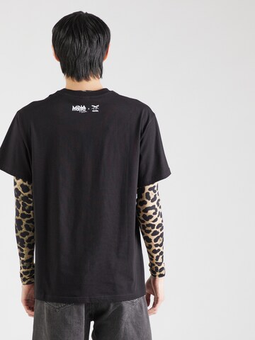 Iriedaily T-Shirt 'Hug Life' in Schwarz