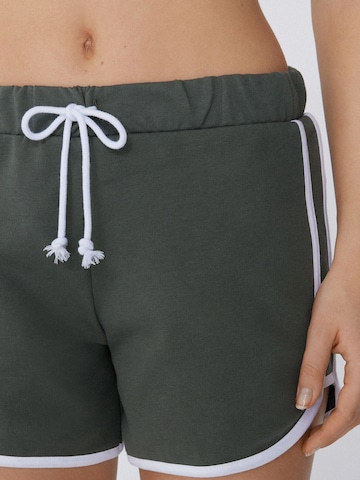 Tezenis Regular Pants in Green