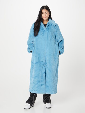 SOMETHINGNEW Přechodný kabát 'Mila' – modrá: přední strana