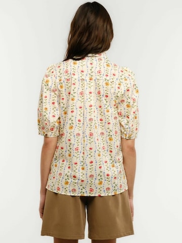 Liberte Essentiel Toppi ' FLORA ' värissä monivärinen