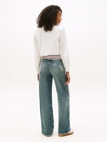 Tommy Jeans - Blusa en blanco