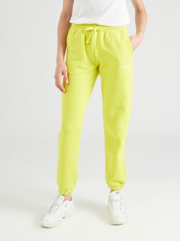 The Jogg Concept Tapered Pants 'RAFINE' in Yellow: front