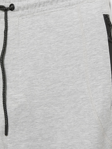 Effilé Pantalon Pull&Bear en gris