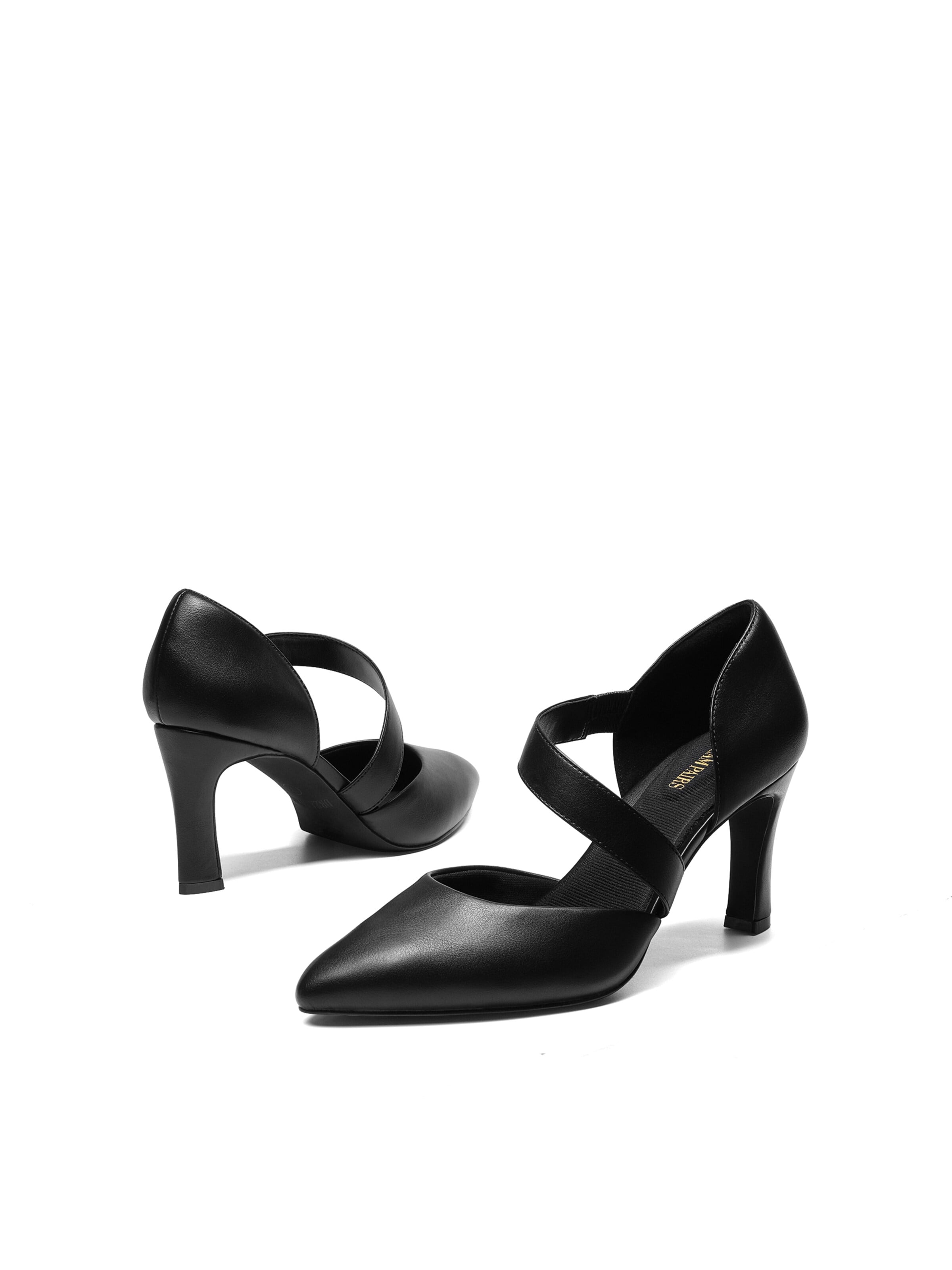 Dream Pairs Pumps in Black