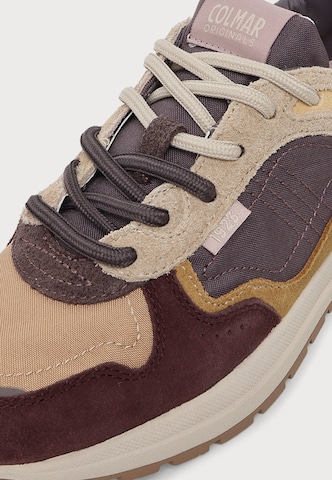 Colmar Låg sneaker 'LOGAN' i brun