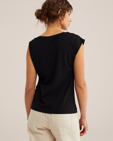 WE Fashion Toppi värissä musta