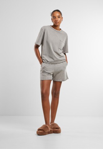 Urban Classics Shirt in Grau