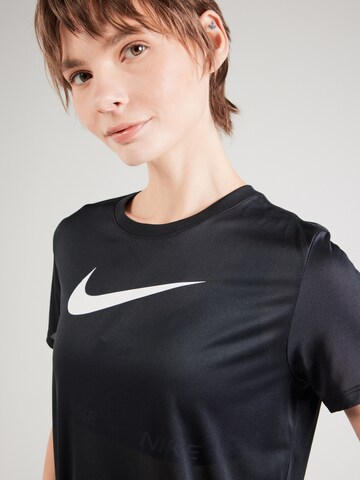 NIKE - Camiseta funcional en negro