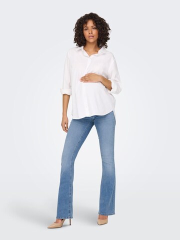 Only Maternity Flared Jeans 'Blush' in Blauw