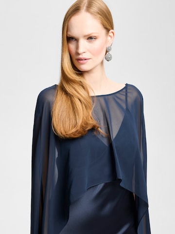 Rochie de seară de la SWING pe albastru