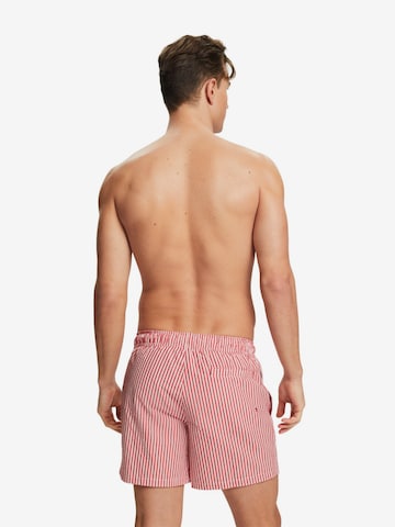 ESPRIT Badeshorts in Rot