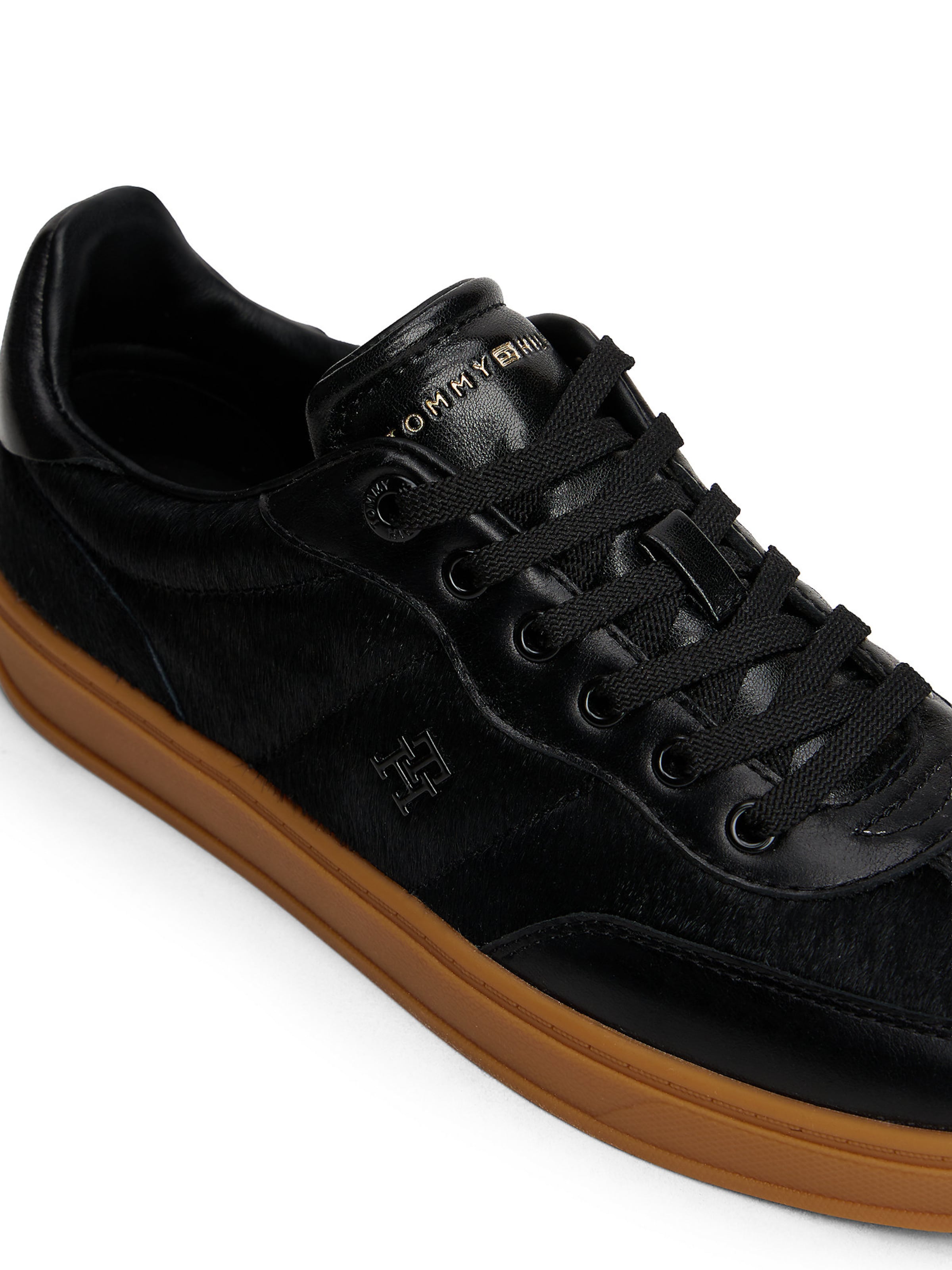 TOMMY HILFIGER Sneakers laag 'Heritage' in Zwart