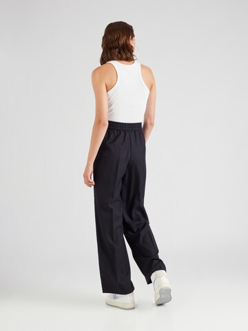 GANT Loose fit Pleat-front trousers in Black