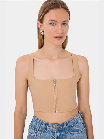 Hiccup - Top em bege: frente