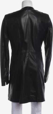 Schyia Jacket & Coat in M in Black