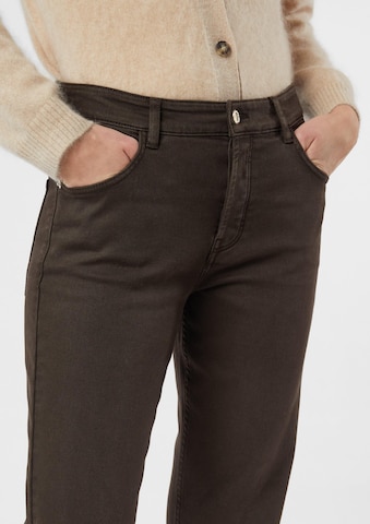 Coupe slim Jean COMMA en marron