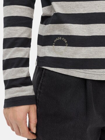 CAMEL ACTIVE Gestreiftes Langarmshirt mit Raglanärmeln in Grau