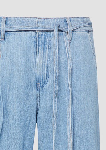 Wide Leg Jean à pince 'Suri' s.Oliver en bleu