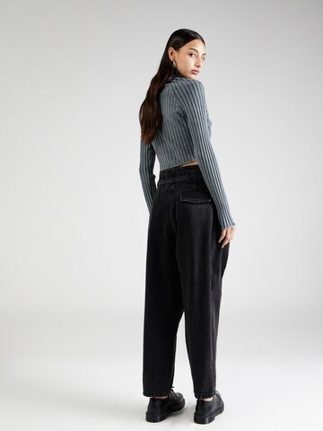 3.1 Phillip Lim Tapered Pressveckade jeans 'ORIGAMI' i svart