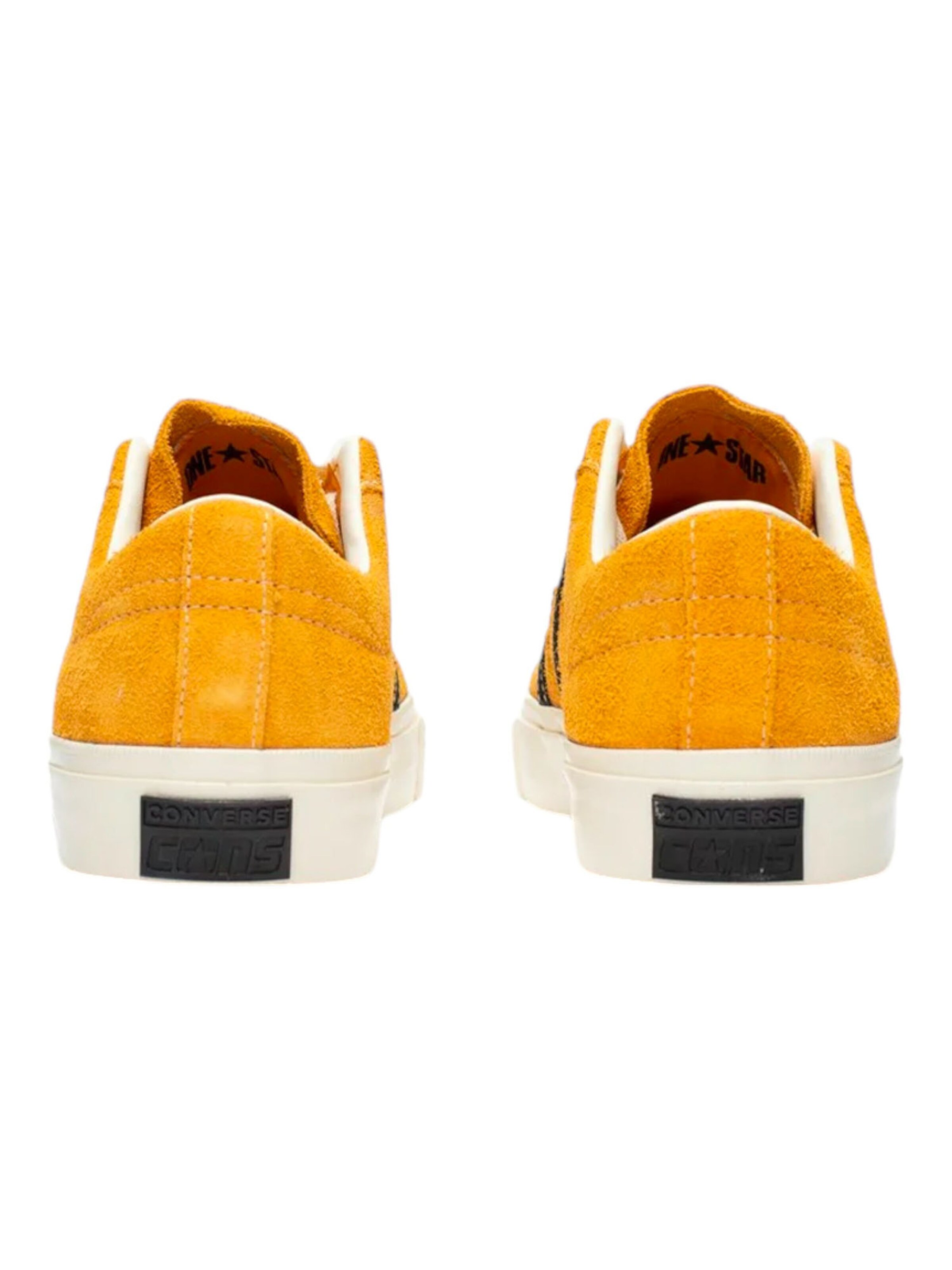 Baskets basses 'ONE STAR ACADEMY PRO' CONVERSE en jaune