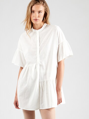Abito di Trendyol in bianco: frontale