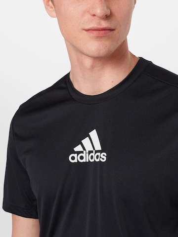 T-Shirt fonctionnel 'Designed To Move 3-Stripes' ADIDAS SPORTSWEAR en noir