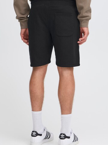 !Solid - regular Pantalón ' SDAIGULU ' en negro