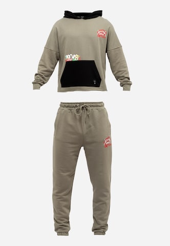 Tom Barron Sweatsuit in Green: front