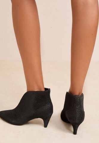 Friends Like These Закрытые туфли в Черный